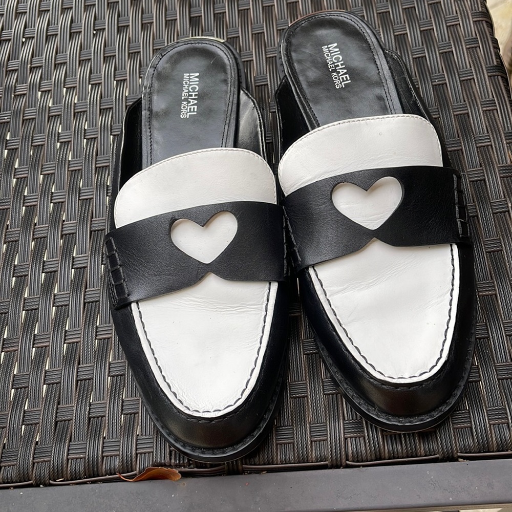 Black and white slides